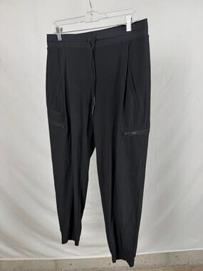 Athleta Black Venture Pant Cargo Jogger Athletic Hiking Pants Size 10 27" Inseam